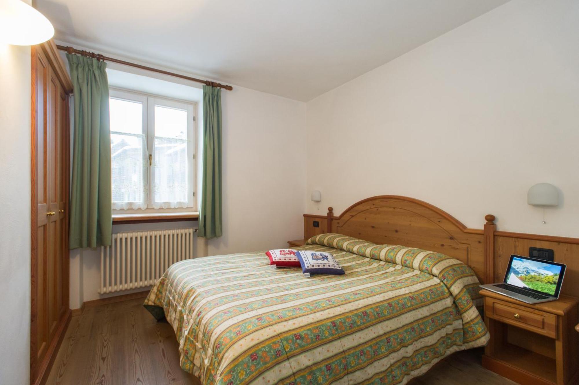 Casa Tomaselli Aparthotel Pellizzano Buitenkant foto