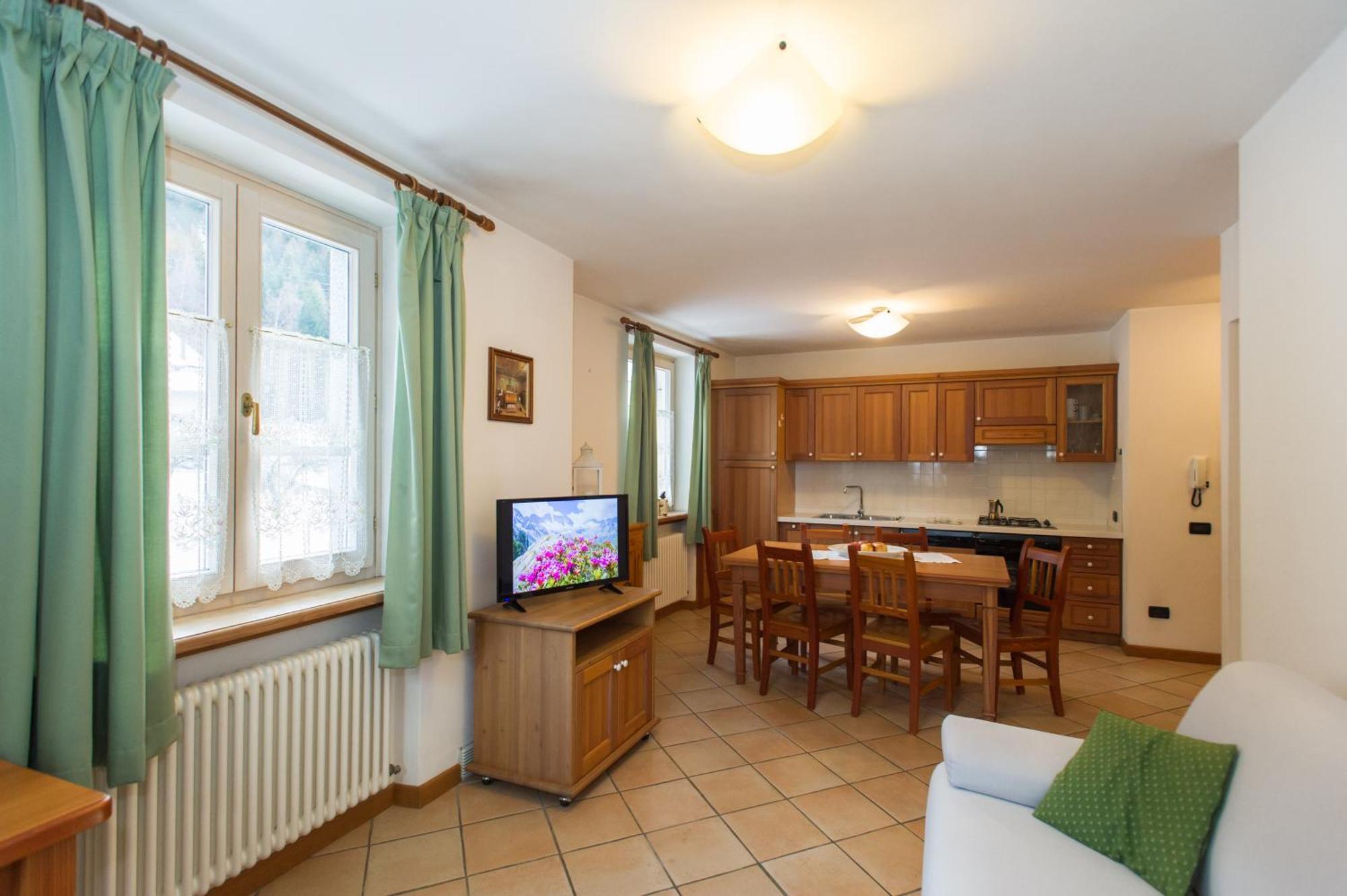 Casa Tomaselli Aparthotel Pellizzano Buitenkant foto